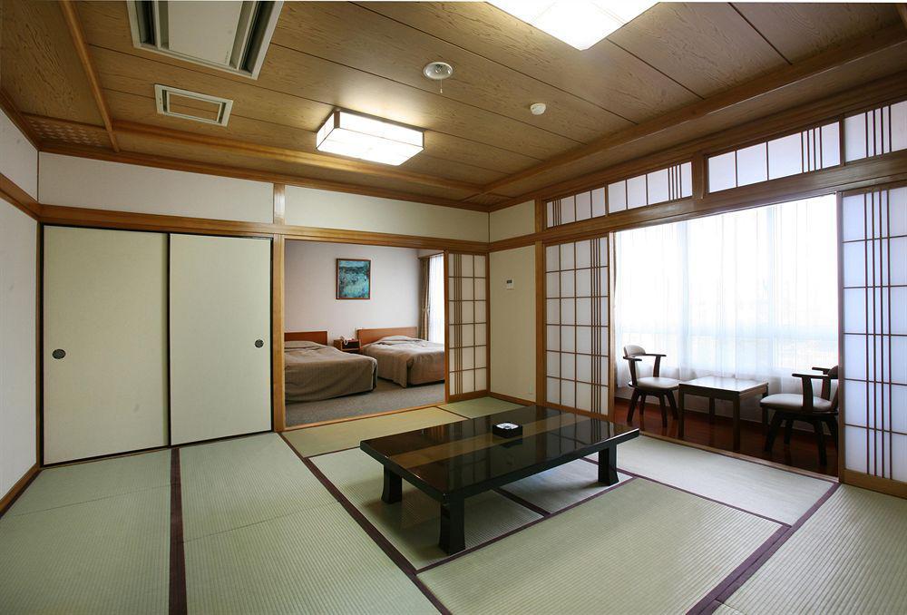 קאגושימה Onsen Hotel Nakahara Bessou Nonsmoking, Earthquake Retrofit מראה חיצוני תמונה